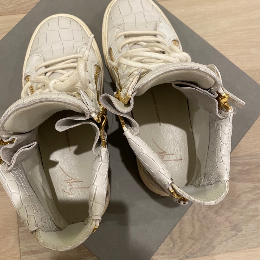 Giuseppe Zanotti Nicki Women’s High-top Sneaker - Picture 4 of 9